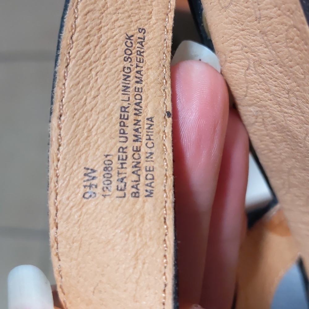 Women's Sofft Sandals sz 9 1/2W - Picture 5 of 5